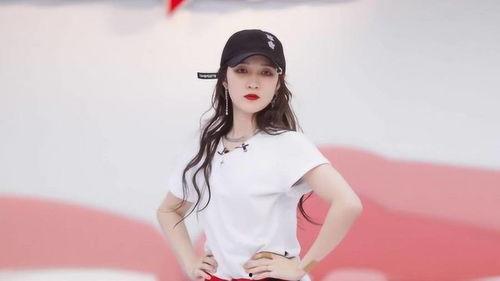 孟佳妈妈爆料视频,揭秘明星家庭背后的真实生活 第2张 孟佳妈妈爆料视频,揭秘明星家庭背后的真实生活 第2张